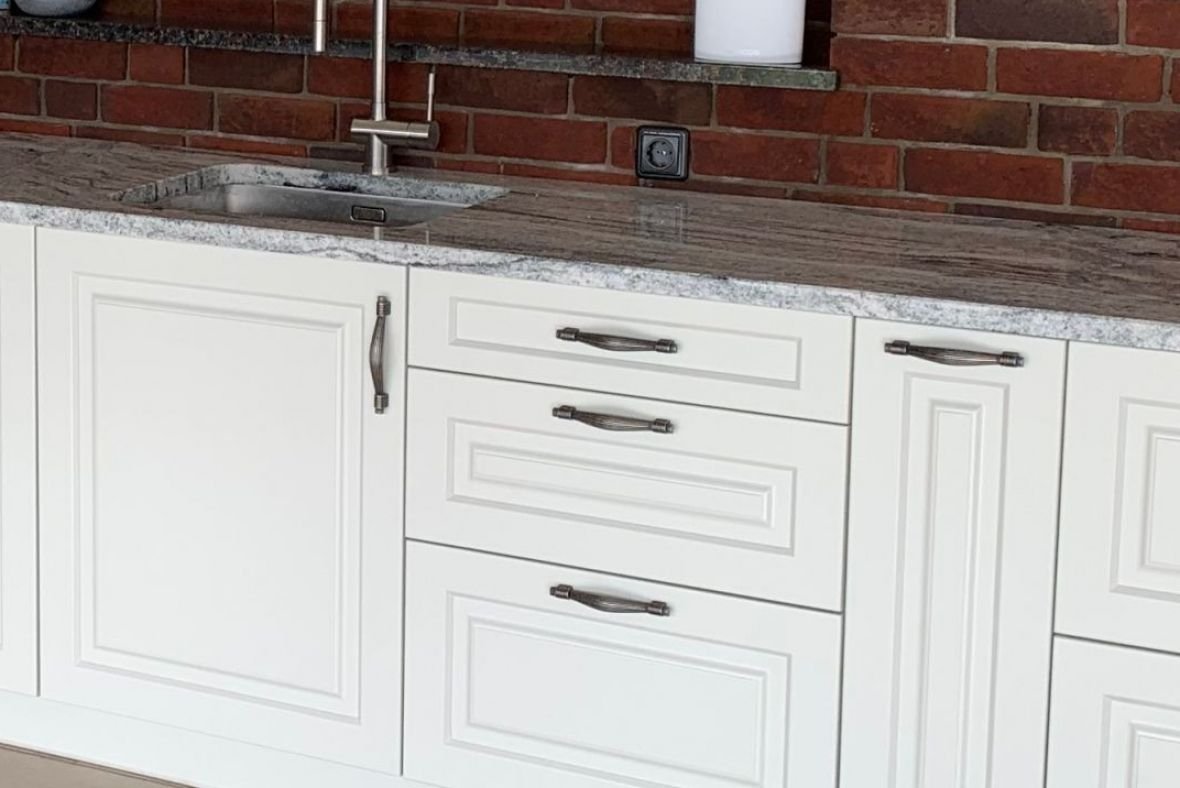 Granite countertops - resistant to scratches, moisture, bacteria and heat even up to 800C